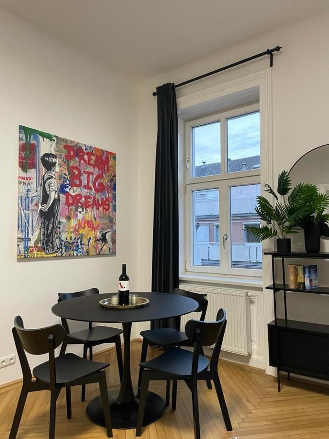 Rochus Stylish Stays Vienna Exterior photo